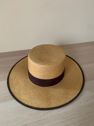 Sombrero ala ancha de segunda mano en la provincia de Málaga Sombrero ala ancha de segunda mano en la provincia de