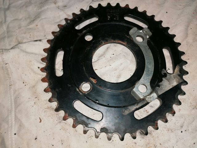 Plato trasero yamaha tzr 50