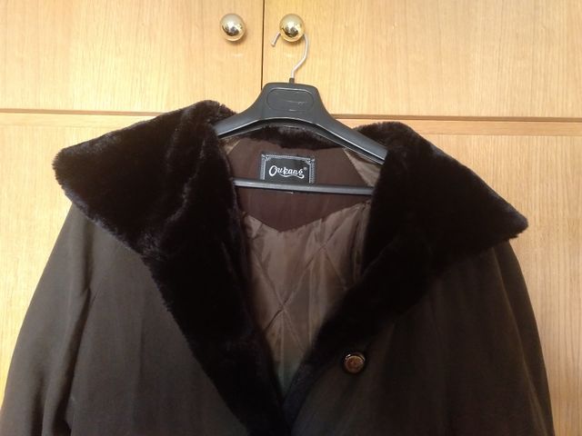 Chaqueta mujer talla XL utilizada 1 vez.