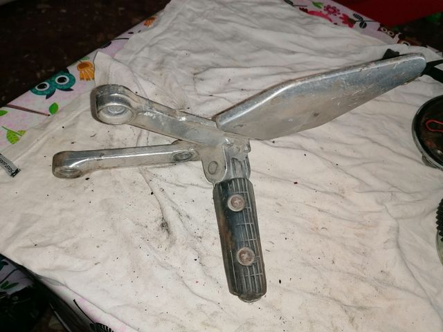 Estribera yamaha tzr