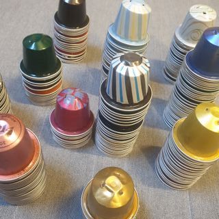 Cápsulas vacías Nespresso de aluminio de segunda mano por 13,45 EUR en  Madrid en WALLAPOP