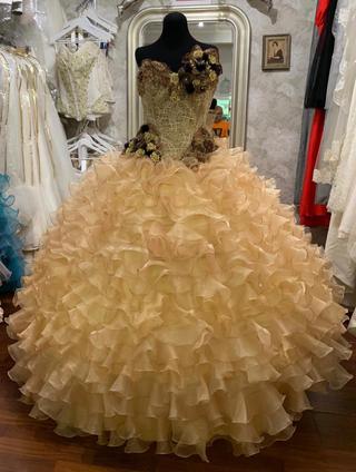 ALQUILER Vestido Quinceañera