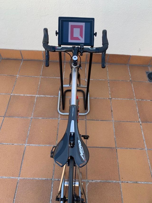 SOPORTE DISPOSITIVO PARA RODILLO BICICLETA