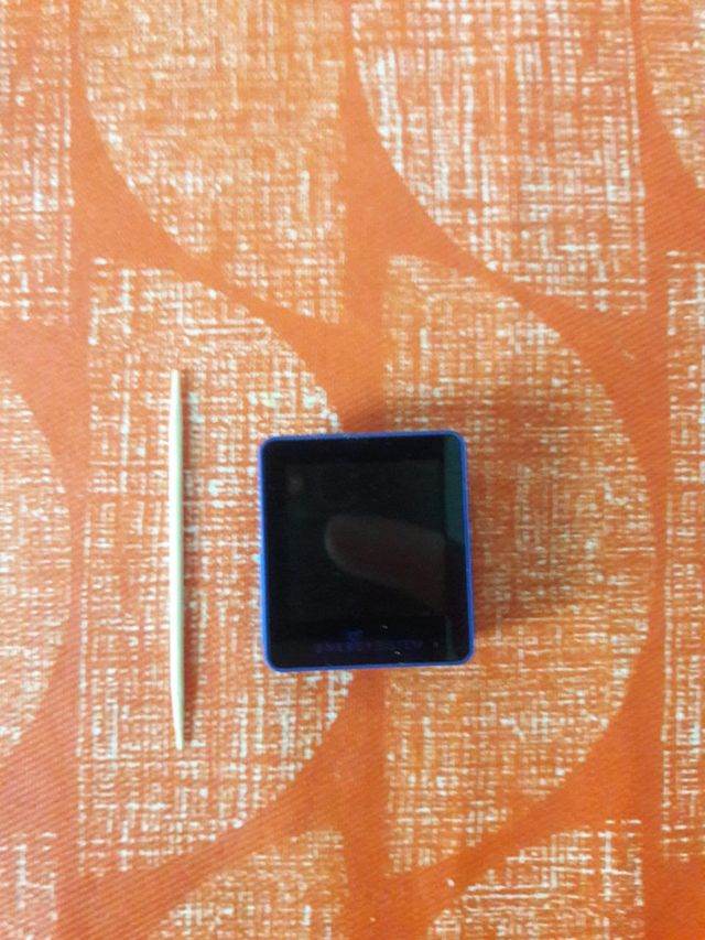 Reproductor MP4 ultracompacto 2504 Power Blue