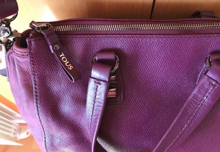 Bolso de piel TOUS color morado de segunda mano por 85 EUR en Sant Sadurní  d\\'Anoia en WALLAPOP