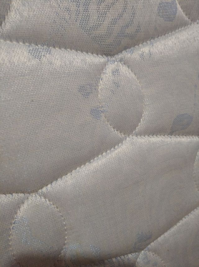 cuna de madera + colchón