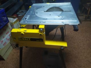 Sierra circular de segunda mano en Valladolid en WALLAPOP