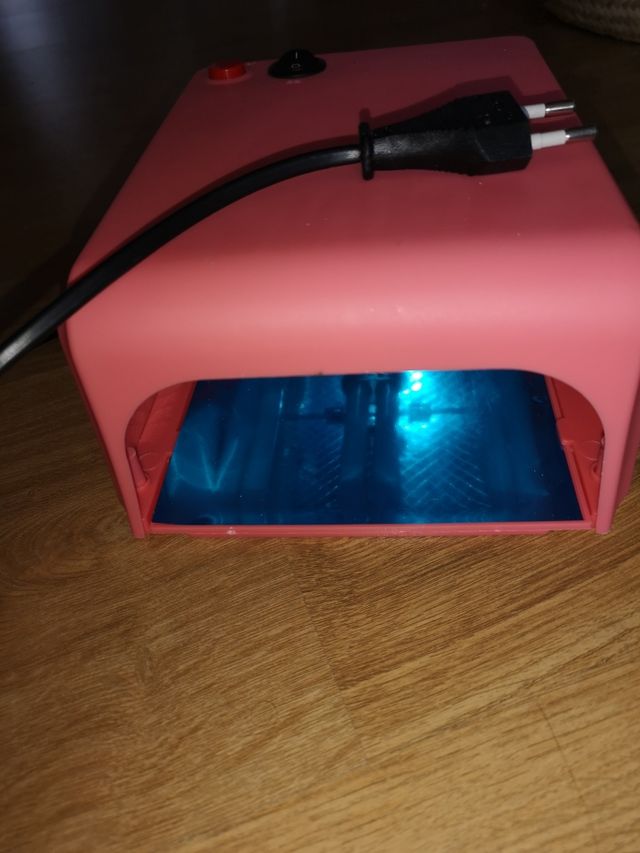 lámpara de uñas