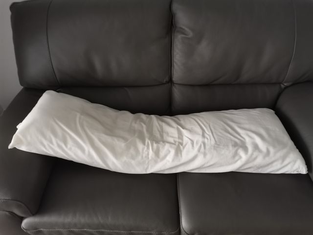 cuscino quasi inutilizzato 135 cm