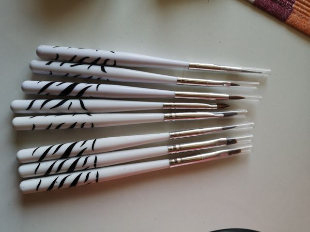 PINCELES