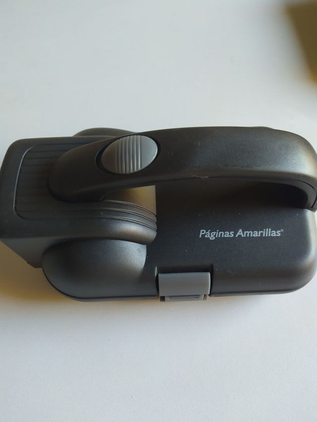 Pacchetto custodia per torcia elettrica e set di strumenti.