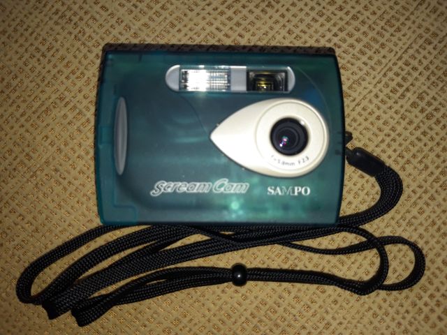 Camara de fotos digital y web cam Sampo