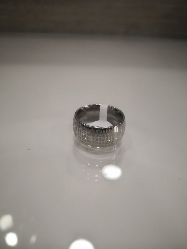 Anillo de acero inoxidable 