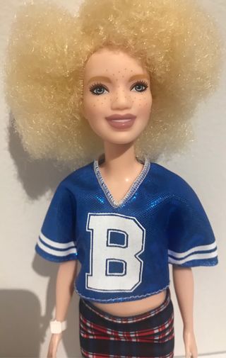 barbie fashionista albina