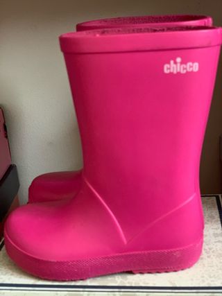 Botas de agua marca CHICCO 22 de segunda mano por 5 EUR en Almería en  WALLAPOP