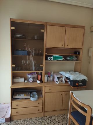 Armario para el comedor de segunda mano en WALLAPOP