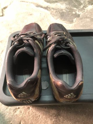 adidas goodyear marrones