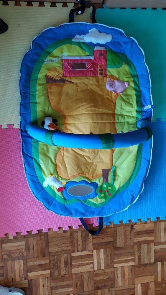 Manta de juegos y gimnasio de viaje Imaginarium