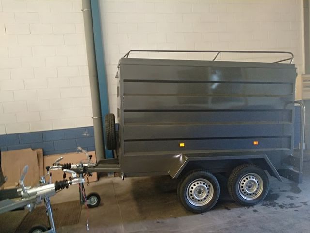 REMOLQUE CERRADO 2 EJES FURGON FRENO 750 kg