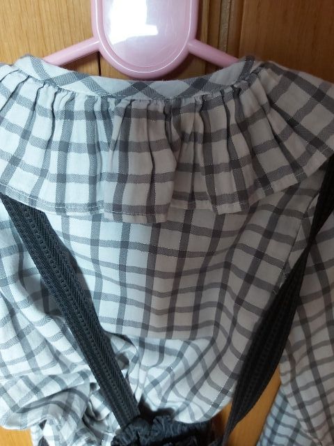 Pichi de GOCCO talla 5_6. Regalo camisa