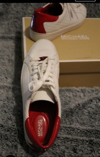 Basket Michael Kors d'occasion pour 60 € Saint Omer sur WALLAPOP Basket Michael Kors d'occasion pour 60 € Saint Omer sur WALLAPOP