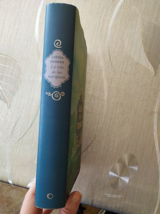 Libro: LA ISLA DE LAS MARIPOSAS