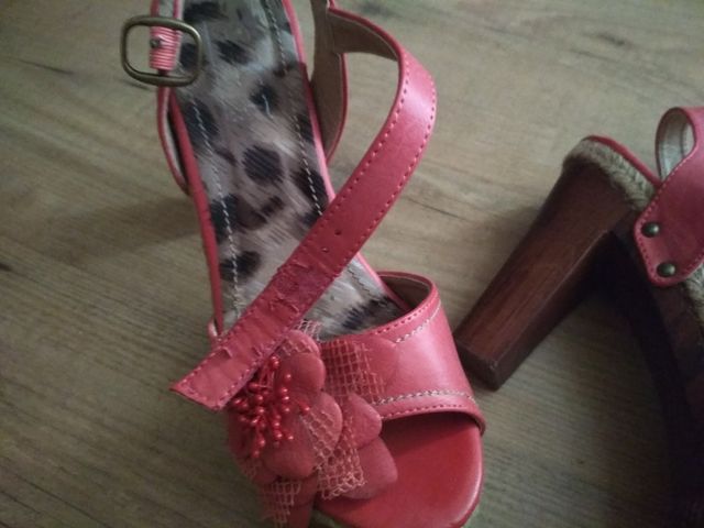 Zapatos con plataforma.