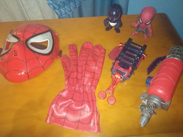 spiderman/ iron man /marvel