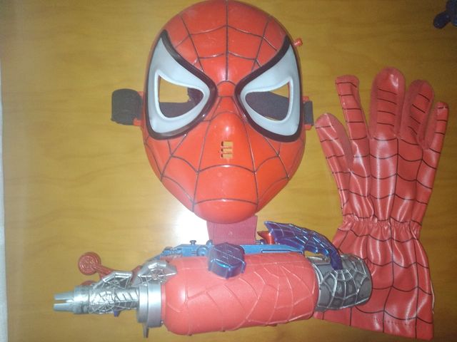 spiderman/ iron man /marvel