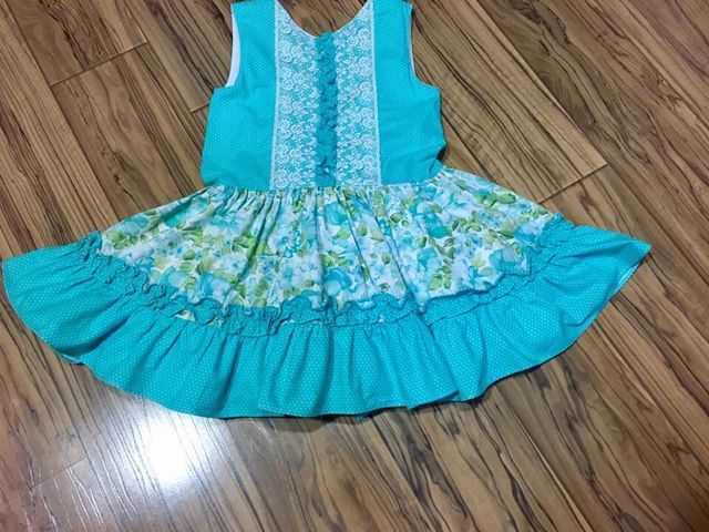 Vestido niña Marta Y Paula T6 ( da talla)