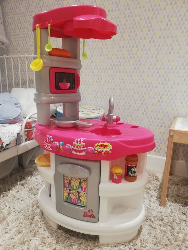 Cocinita de la Barbie