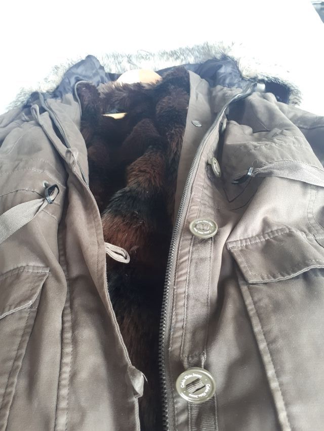OFERTÓN! Parka Calvin Klein en buen estado