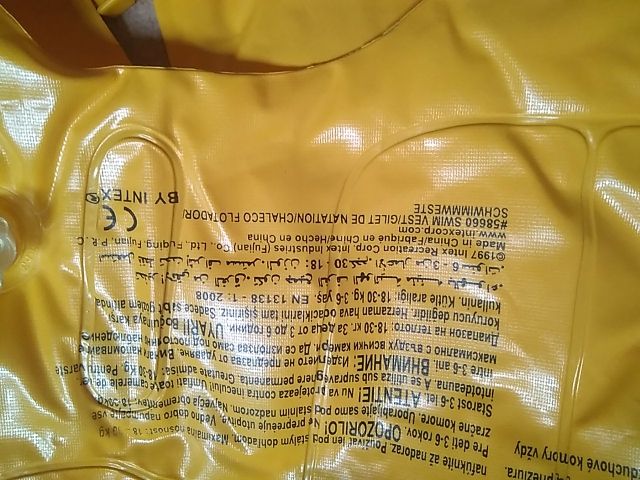 FLOTADOR - CHALECO HINCHABLE