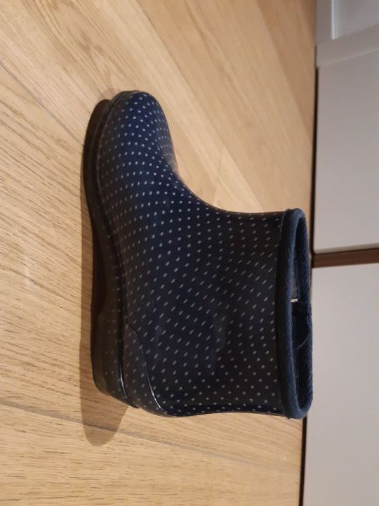 Botas de agua, practicamente nuevas.