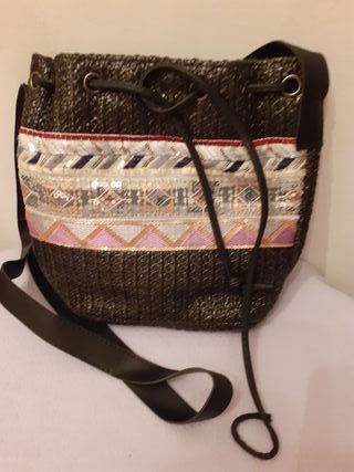 Bandolera para hombre de segunda mano en Pinto en WALLAPOP Bandolera para hombre de segunda mano en Pinto en WALLAPOP