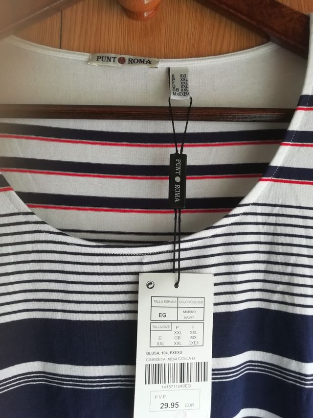 Precioso suéter entretiempo.