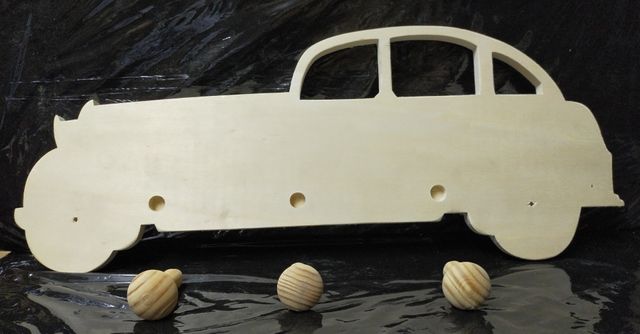 Percha coche de madera