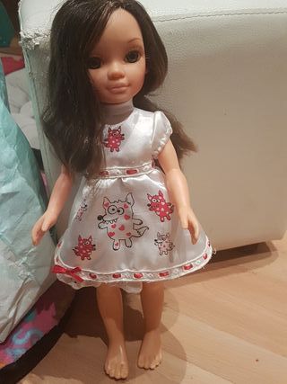 muñecas grandes bonitas