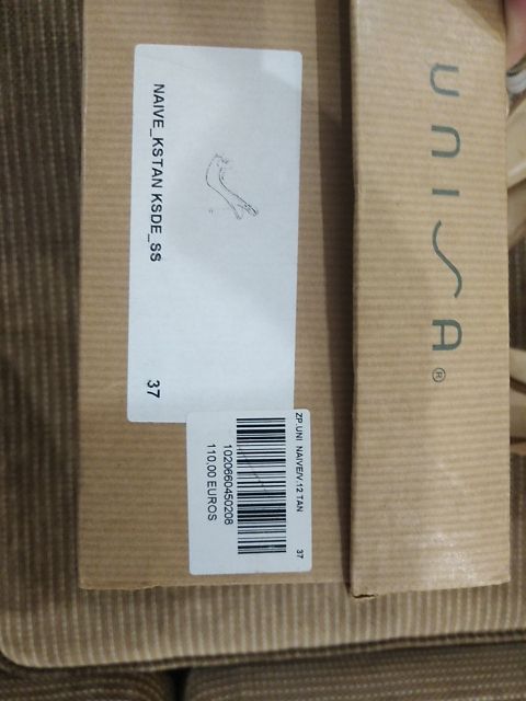 Tacones Unisa a estrenar 37