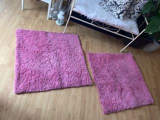 Alfombra Rosa de segunda mano en Alcalá de Henares en WALLAPOP Alfombra 3x2 metros de segunda mano por 100 € en Alcalá de
