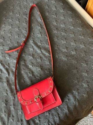 Bolso Zara grandes de segunda mano en A Coruña en WALLAPOP Bolso Zara grandes de segunda mano en A Coruña en WALLAPOP