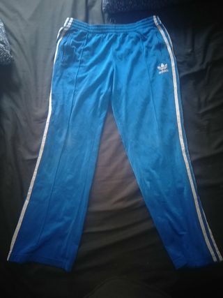 Pantalones Adidas azules Vintage de segunda mano por 20 EUR en Barcelona en  WALLAPOP