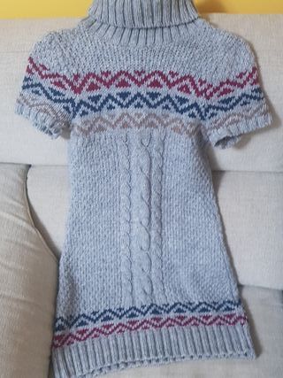 Vestido FORMULA JOVEN de segunda mano por 15 EUR en Valencia en WALLAPOP