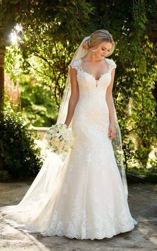 Vestido de novia encaje corte sirena y cuello en V – vestidosparati