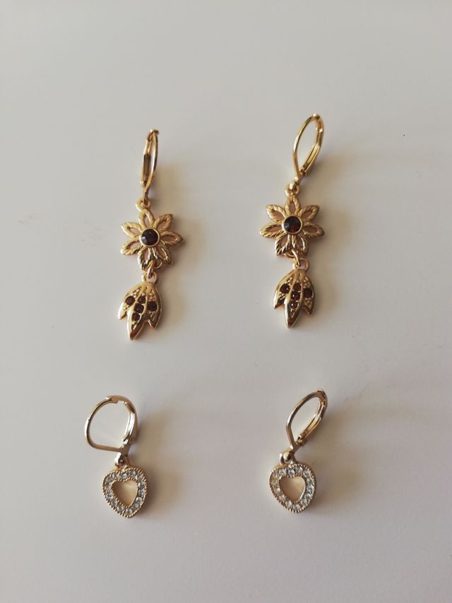 Pendientes largos chapado oro