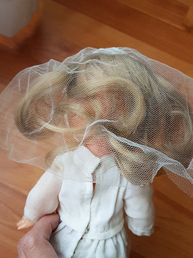 muñeca antigua Toyse