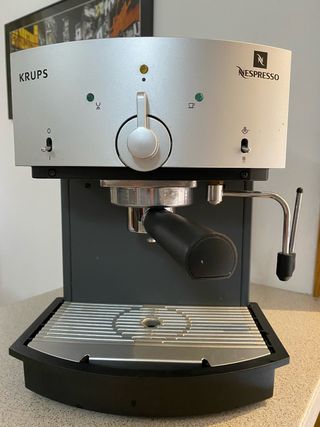 Cafetera Nespresso profesional de segunda mano en Madrid en Cafetera Nespresso profesional de segunda mano en Madrid en