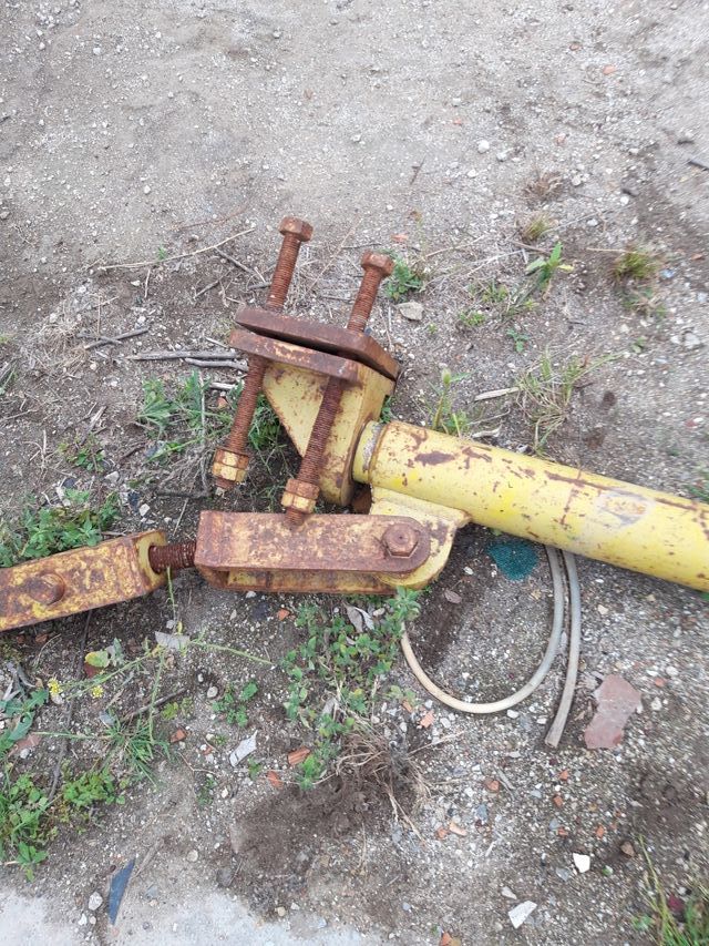 Articulación soporte grua