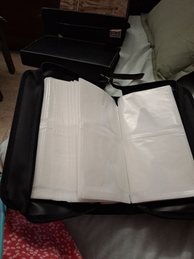 Estuche para guardar dvd