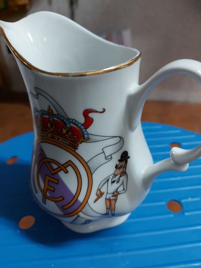 JARRA DEL REAL MADRID 